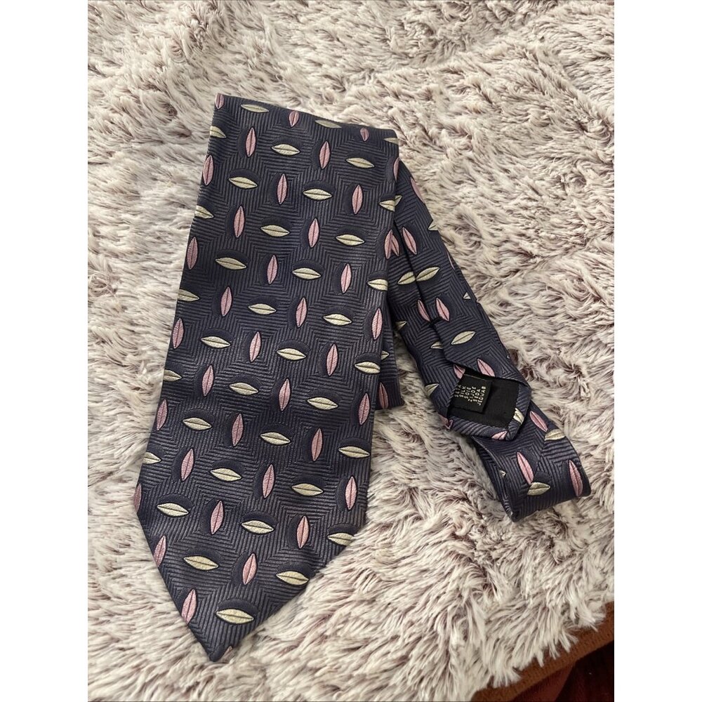 BACHRACH Men's 100% Silk Necktie Designer Italy Geometric Slate Gray Cream Plum